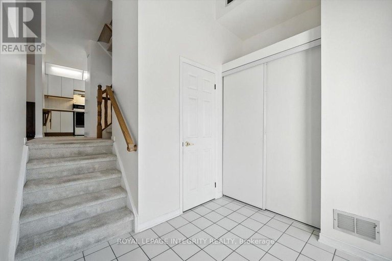 28800164/17-columbus-avenue/overbrook/ottawa/ontario/K1K1R2_3