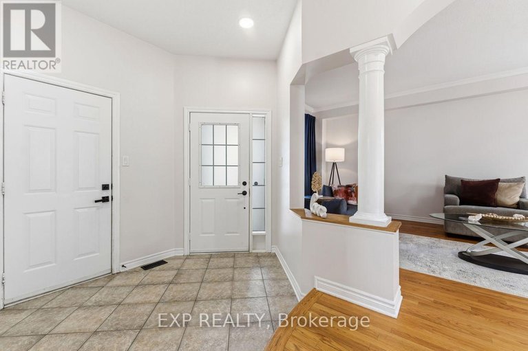 29674705/3-shining-star-circle/stittsville-south/ottawa/ontario/K2S2B5_2