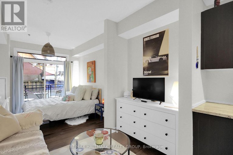 28092683/205-429-kent-street/ottawa-centre/ottawa/ontario/K2P1B5_13