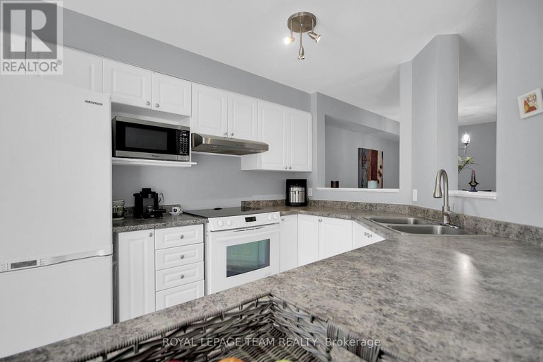 28414500/214-cityview-crescent/springridgeeast-village/ottawa/ontario/K4A0T9_14