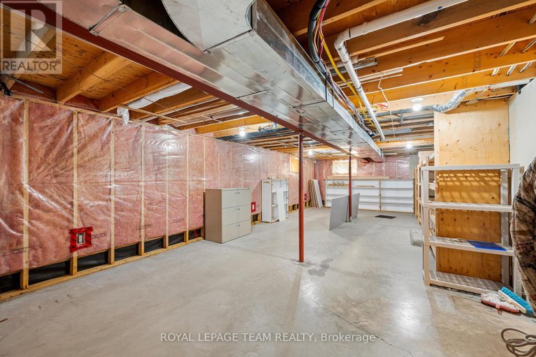 28939974/3-millbrook-crescent/city-viewskylinefisher-heightsparkwood-hills/ottawa/ontario/K2E5B6_40