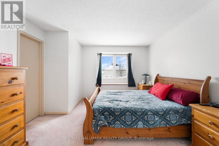 29405879/857-nesting-way-nw/fallingbrookgardenway-south/ottawa/ontario/K4A3X3_29