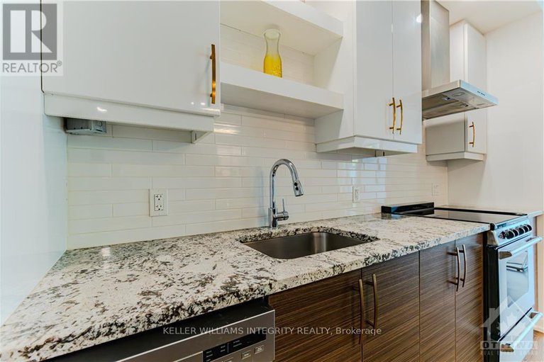 28222065/311-320-miwate-private/mechanicsville/ottawa/ontario/K1R6K8_10