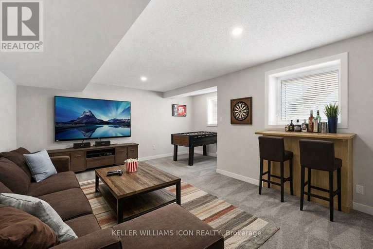 29565538/840-andesite-terrace/half-moon-bay/ottawa/ontario/K2J7H4_37