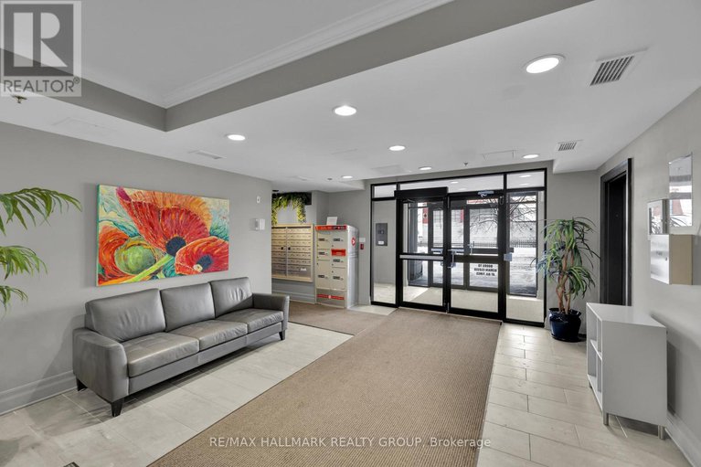 29302759/203-260-besserer-street/sandy-hill/ottawa/ontario/K1N1J3_3