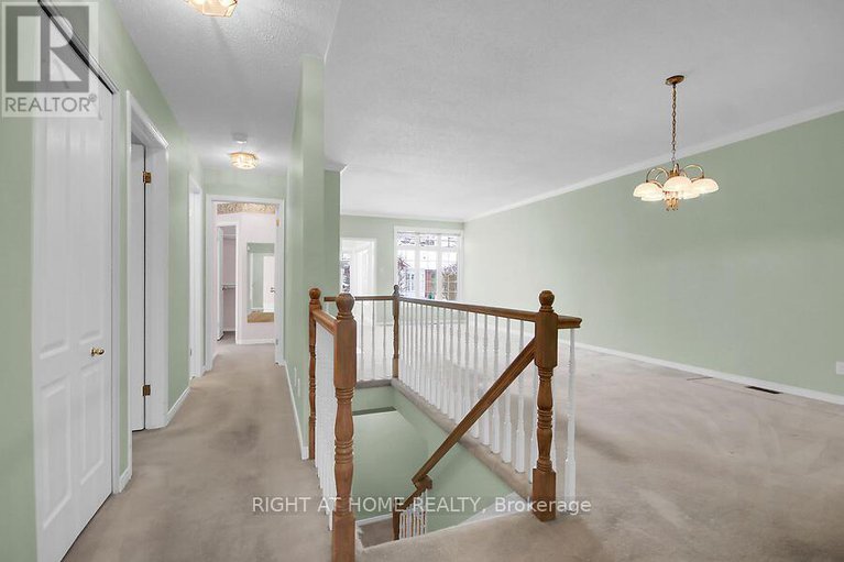 29256268/17-38-kettering/hunt-clubwestern-community/ottawa/ontario/K1V0X8_21