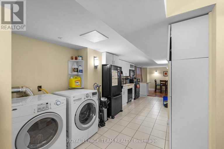 29669851/1986-fairbanks-avenue/alta-vistafaircrest-heights/ottawa/ontario/K1H5Y6_31