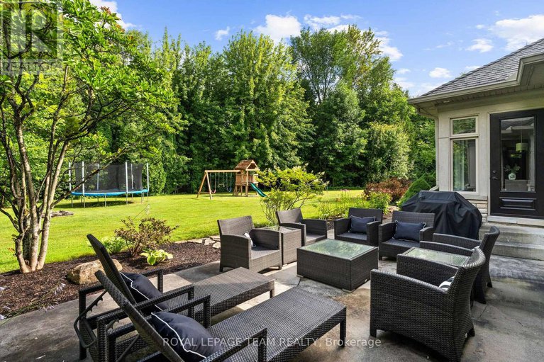 28682471/5811-longhearth-way/manotick-east-to-manotick-station/ottawa/ontario/K4M1M2_46