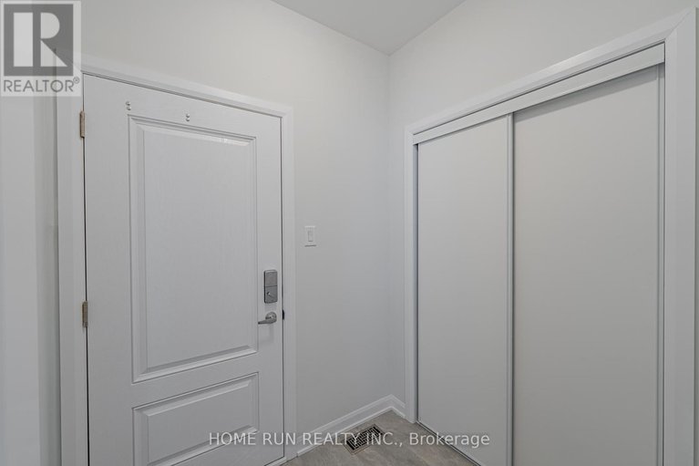 28363794/18-fossa-terrace/half-moon-bay/ottawa/ontario/K2J6W4_21