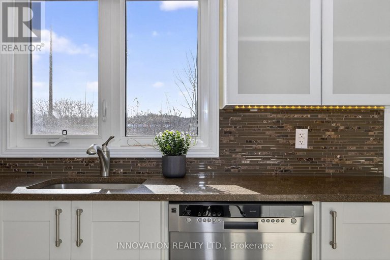 29407951/1-6881-du-bois-avenue/convent-glen-north/ottawa/ontario/K1C5K5_16