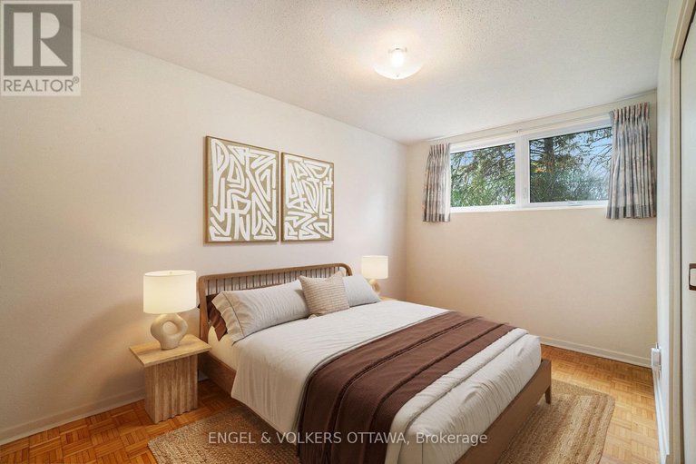 28290206/1805-applegrove-court/beacon-hill-south/ottawa/ontario/K1J6S4_25