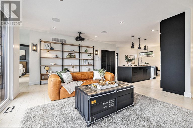 29446605/1056-notre-dame-street/embrun/russell/ontario/K0A1W0_9