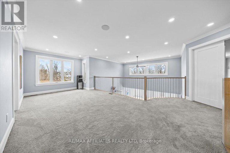 28084122/724-mcmanus-avenue/manotick-village-manotick-estates/ottawa/ontario/K4M0B2_27