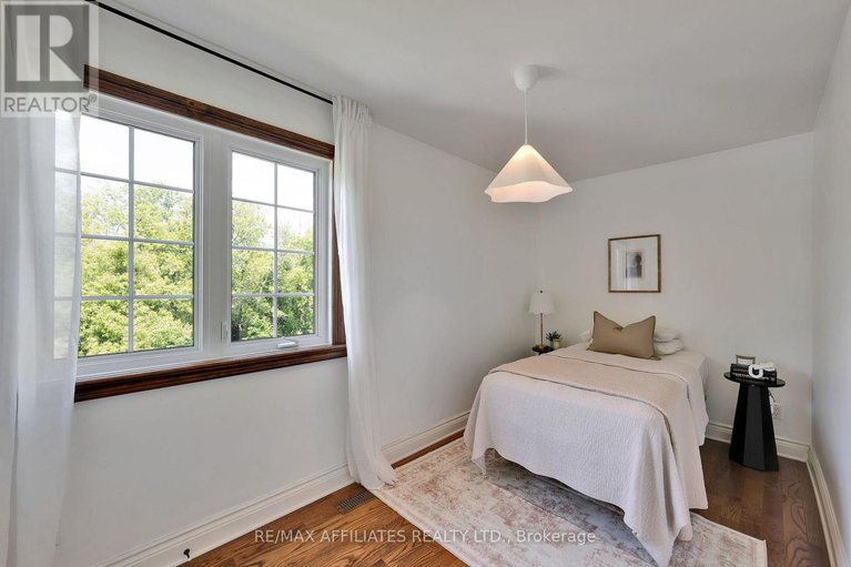 28469895/3-kimini-drive/remainder-of-stittsville-area/ottawa/ontario/K2S1S6_29