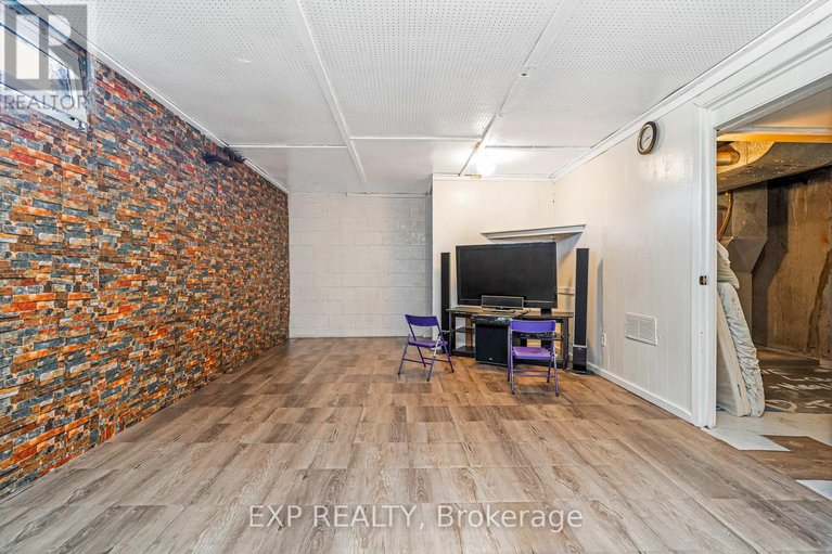 28575095/829-borthwick-avenue/castle-heightsrideau-high/ottawa/ontario/K1K2M7_19