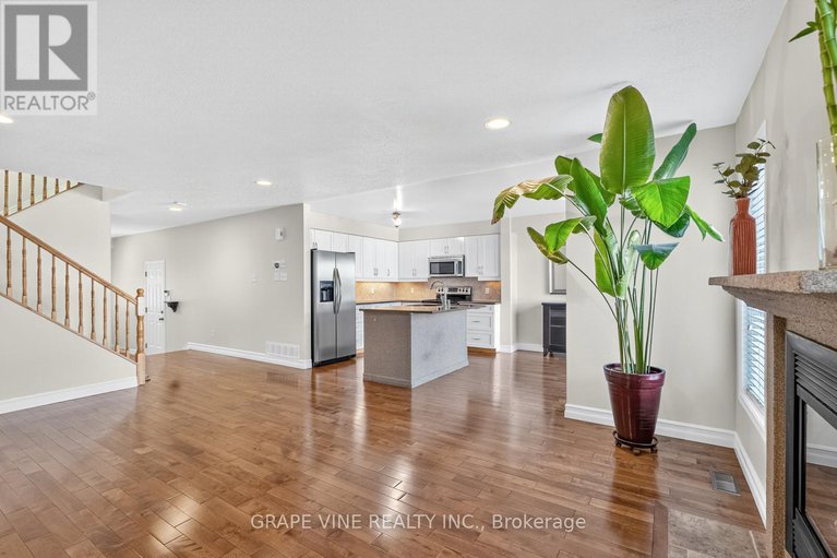 28825028/9-stoneleigh-street/strandherd/ottawa/ontario/K2G7A2_10