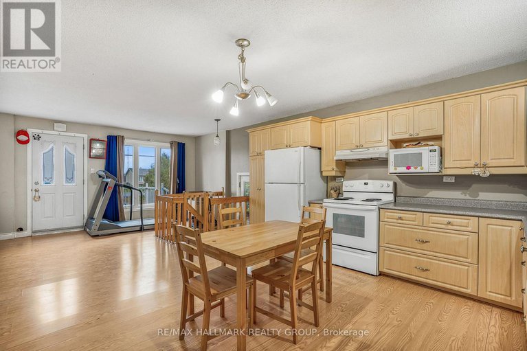 29083454/4837-county-road-14-road/east-hawkesbury-twp/hawkesbury/ontario/K0B1P0_10