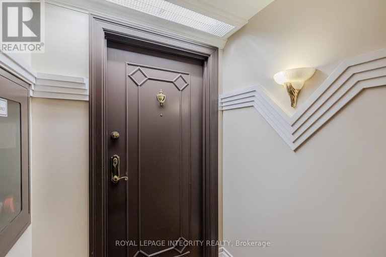 28821508/203-3099-carling-avenue/bayshore/ottawa/ontario/K2H5A6_6