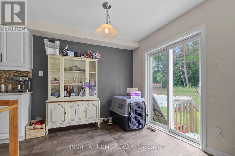 28670331/209-hartsmere-drive/stittsville-south/ottawa/ontario/K2S0X8_13