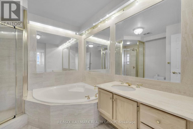 28921400/2204-1480-riverside-drive/riverview-park/ottawa/ontario/K1G5H2_28