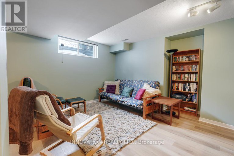 29358021/1500-ambassador-avenue/carson-grove/ottawa/ontario/K1J1G5_34