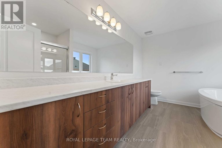 29547342/623-idyllic-terrace/avalon-east/ottawa/ontario/K4A5N9_17