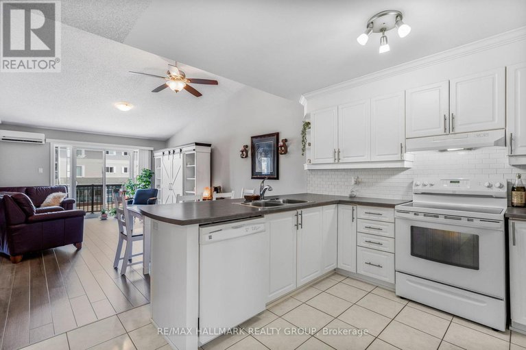 28883937/202-750-st-jacques-street/town-of-rockland/clarence-rockland/ontario/K4K1L4_14