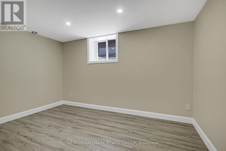 28590905/3253-riverside-drive/mooneys-bayrevelstoke/ottawa/ontario/K1V8N8_33