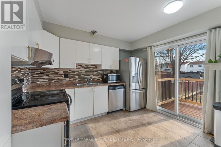 28626249/1508-launay-avenue/fallingbrookpineridge/ottawa/ontario/K4A3S1_8