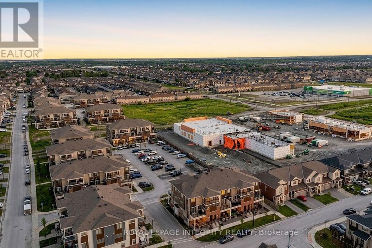 29615081/78-lyrid-private/half-moon-bay/ottawa/ontario/K2J6N3_43