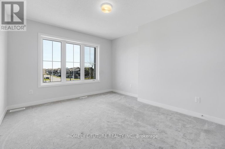 29212140/651-cygnus-street/half-moon-bay/ottawa/ontario/K2J7B2_30