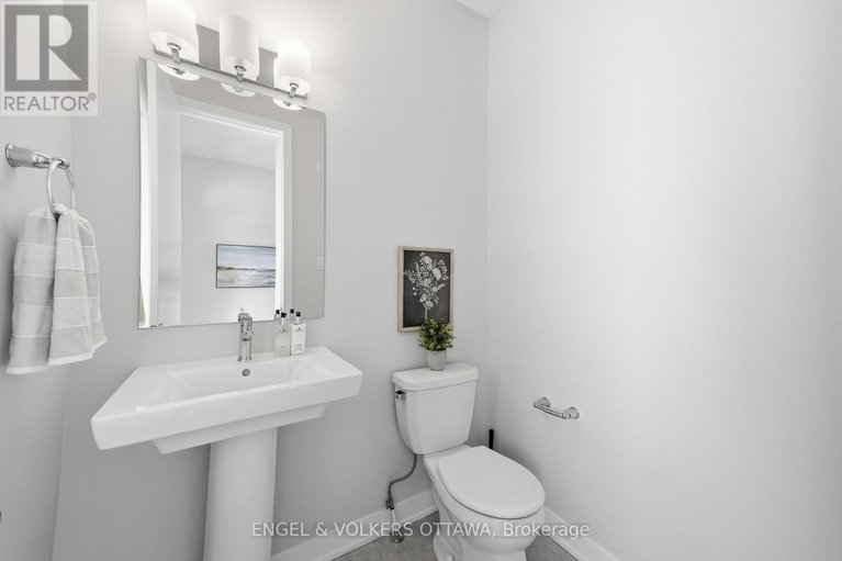 29396666/302-canadensis-lane/half-moon-bay/ottawa/ontario/K2J6X8_3