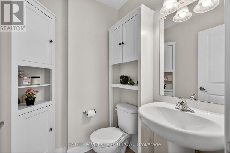 29677930/a-192-forward-avenue/mechanicsville/ottawa/ontario/K1Y4H2_13