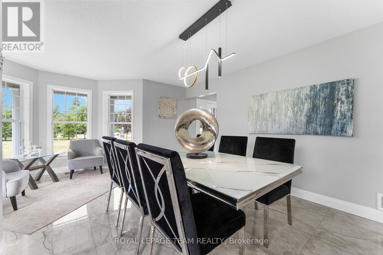 28873033/7474-mitch-owens-road/osgoode-twp-north-of-reg-rd-6/ottawa/ontario/K4P1K9_21