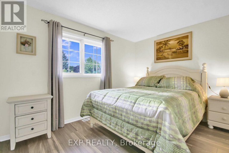 28766879/6454-waterbury-lane/north-gower/ottawa/ontario/K0A2T0_18