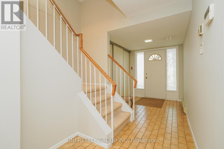 28820511/19-arbordale-crescent/centrepointe/ottawa/ontario/K2G5C7_4