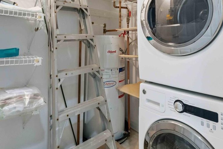 29039550/1216-100-grant-carmen-drive/borden-farmstewart-farmcarleton-heightsparkwood-hills/ottawa/ontario/K2E8B8_28