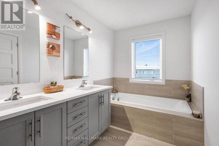 29362963/1204-diamond-street/clarencerockland-twp/clarence-rockland/ontario/K4K0M1_28