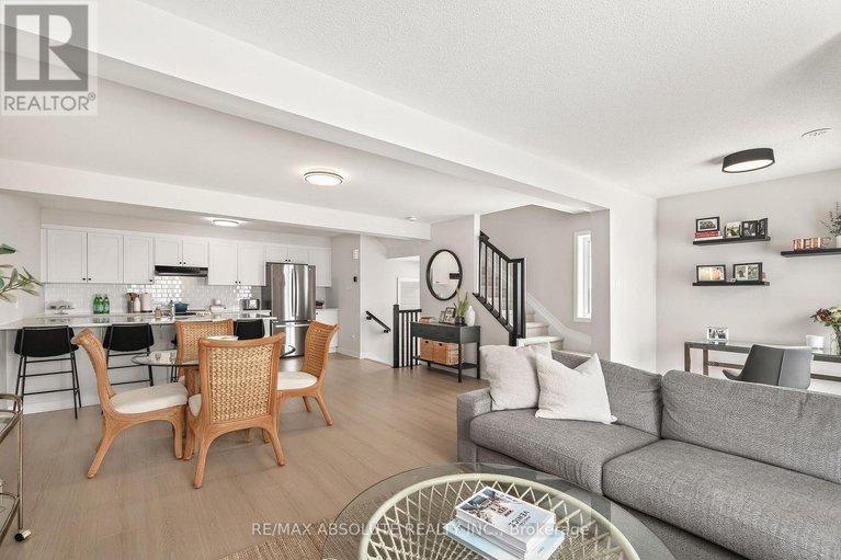 29403611/790-kinstead-private/stittsville-north/ottawa/ontario/K2S3B3_23