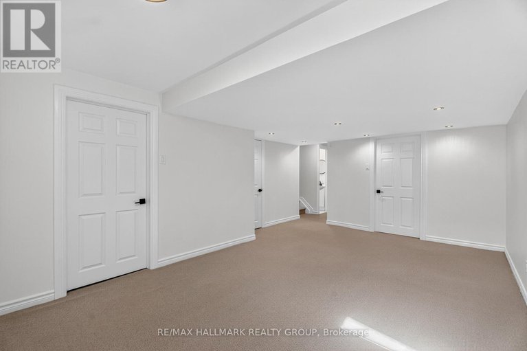 29155788/3921c-old-richmond-road/arbeatha-park/ottawa/ontario/K2H8T9_28