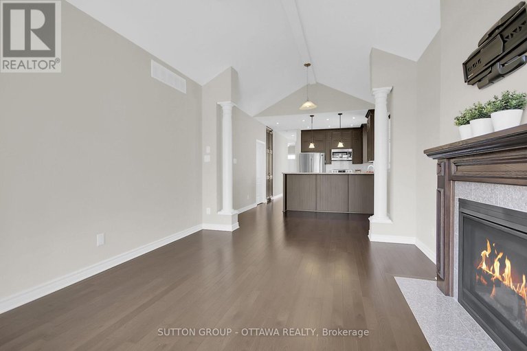 28627249/809-carnelian-crescent/riverside-southgloucester-glen/ottawa/ontario/K1X0A8_20