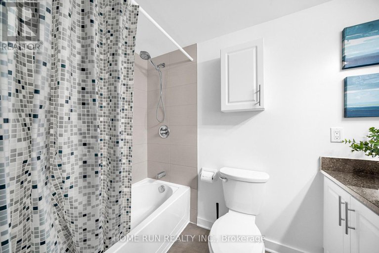 29244128/458a-king-edward-avenue/sandy-hill/ottawa/ontario/K1N0B3_30