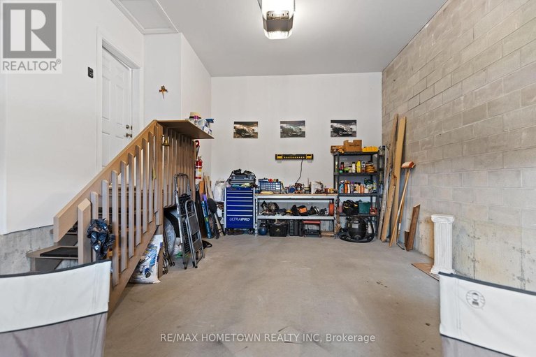 29597688/8-billings-avenue-w/iroquois/south-dundas/ontario/K0E1K0_36