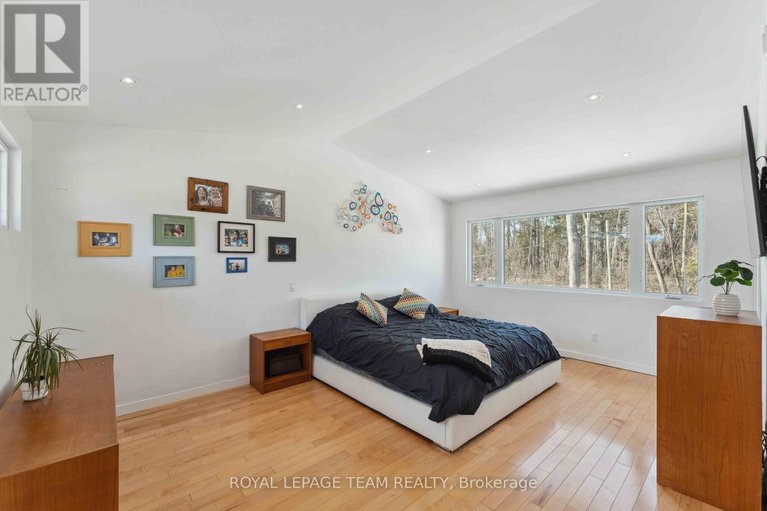 28492503/9-burnbank-street/grenfell-glen/ottawa/ontario/K2G0H2_26