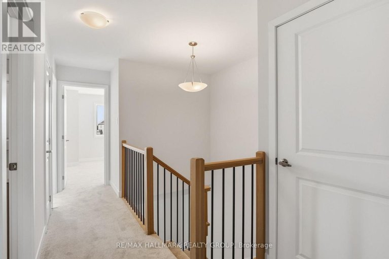 29616623/1940-hawker-private/huntley-ward-north-east/ottawa/ontario/K0A1L0_10