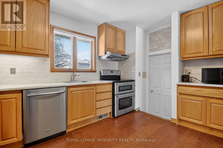 29434003/6054-fernbank-road/stittsville-south/ottawa/ontario/K2S1B6_9