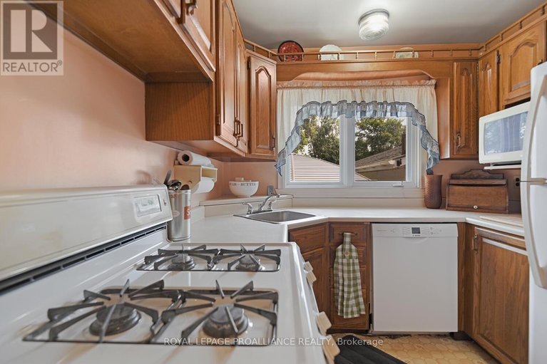 28597373/3507-charleville-road/augusta-twp/augusta/ontario/K0E1T0_9