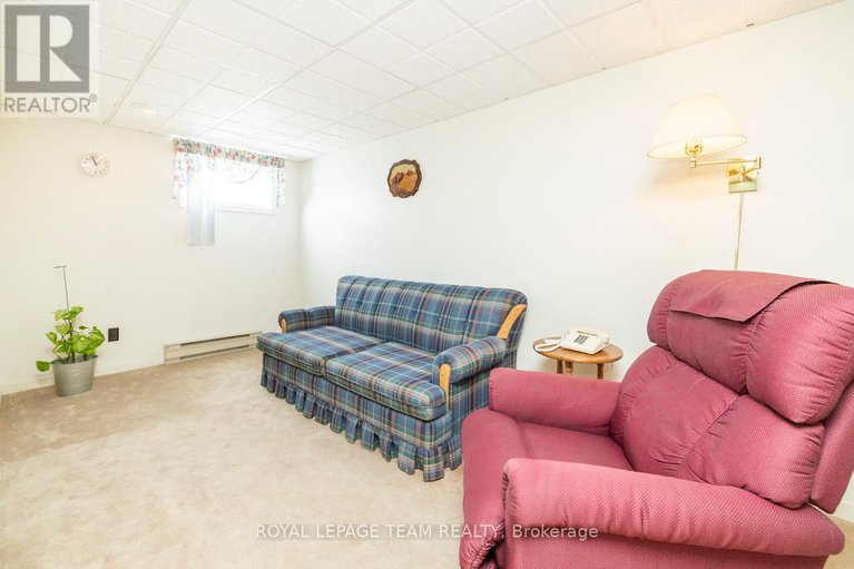 28206892/36-harrison-street/leslie-park/ottawa/ontario/K2H7N6_36