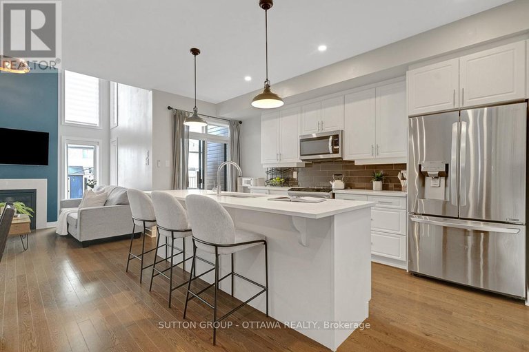 28755525/4949-abbott-street-e/emerald-meadowstrailwest/ottawa/ontario/K2S1E7_14