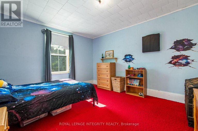 29620888/101-paul-drive/lanark-highlands-lanark-village/lanark-highlands/ontario/K0G1K0_16